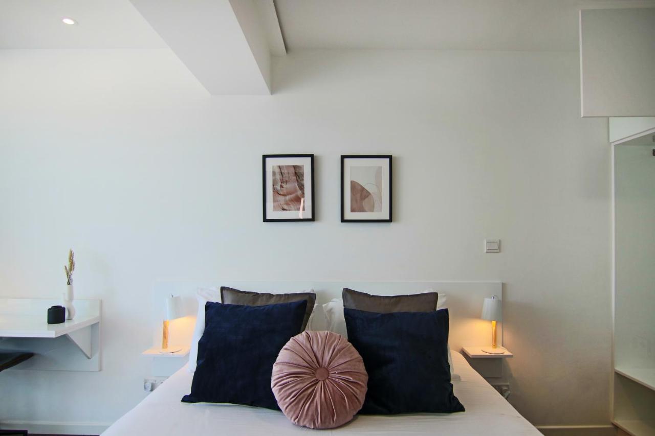 Phaedrus Living: Luxury Suite Nicosia 505 ภายนอก รูปภาพ